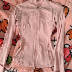 Lululemon define jacket strawberry milkshake size 2 sold out everywhere 