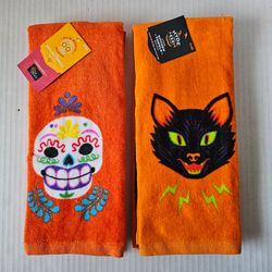 Halloween Kitchen Hand Towels NEW