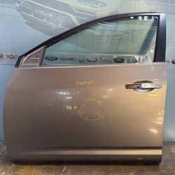08-10  NISSAN ROGUE FRONT LEFT DOOR 