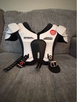 Youth football shoulder pads