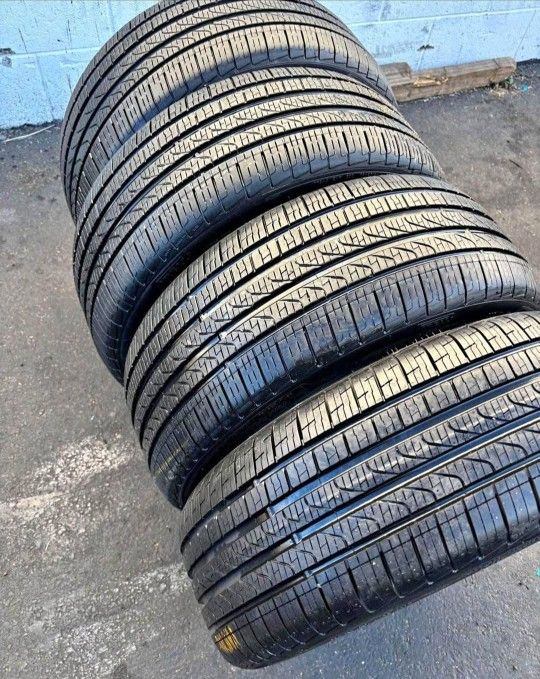 225 50 18 Tires Con 80% De Vida Las 4 De La Marca Pirelli