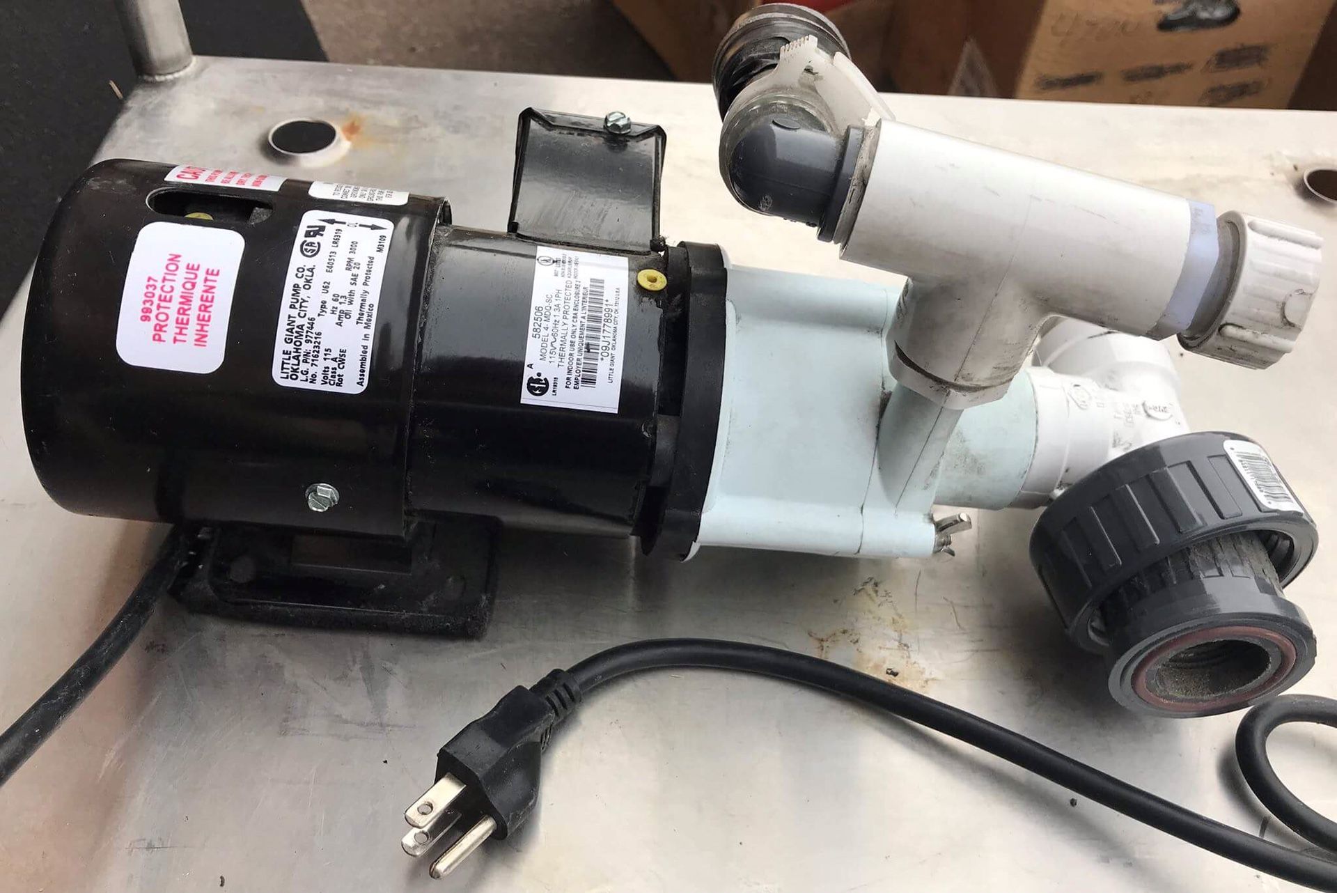 Aquarium Pump Little Giant 582506 Magnetic Drive