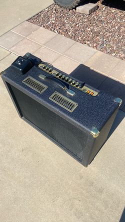 Guitar amp