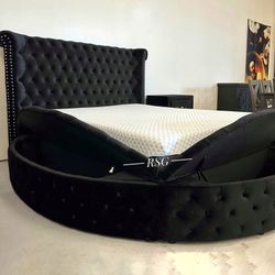 Color Options Velvet Upholstered Tufted Queen Size Bed Frame With Storage, King Size Bed Frame With Storage Round Shaped Bed