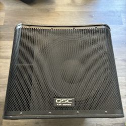 QSC KW181 1000W - Powered Subwoofer