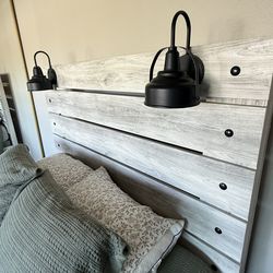 Bed Frame w/ Built-in Lights – [Queen]