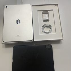  iPad 10 64 GB- Wifi Only  (NON Cellular) Silver 