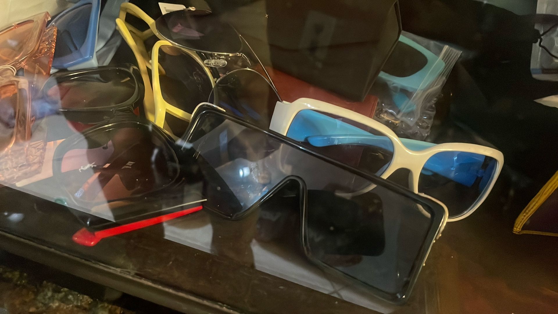 Louis Vuitton Sun Glasses