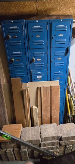 Lockers an Wood an Welding Rods