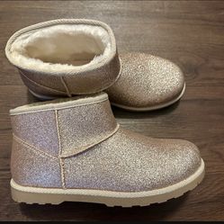 New Kids Boots, Size 5