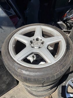 Set of rims and tires for 2009 Mercedes Benz E350 rims