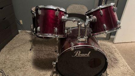 Pearl drum set