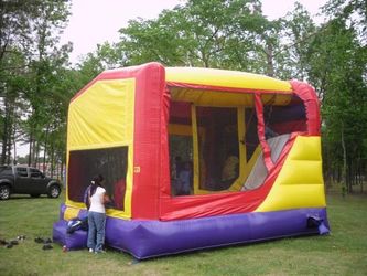 Bounce Houses And Water Slides