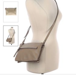 Women Vince Camuto Cream Beige Color Leather Zipper Crossbody Bag Handbag Bag Safe Daily Travel Trip 