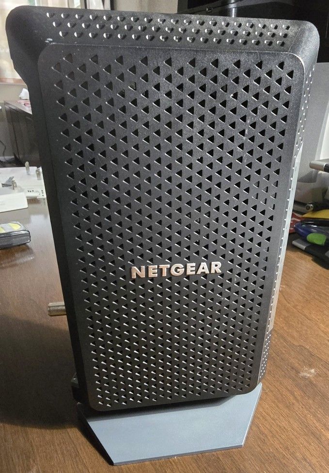 Netgear Voice Cable Modem CM1150V