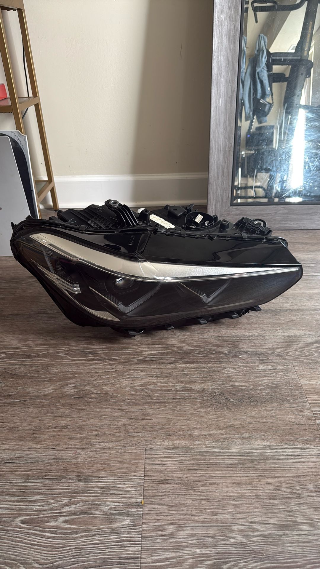 2023 X6 BWI Headlight