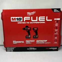 Milwaukee M18 FUEL 18V Brushless Cordless Hammer Drill and Impact Driver Combo Kit