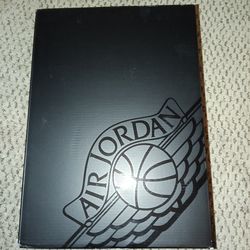 Air Jordan mid se Dark Pony Black  Never unboxed