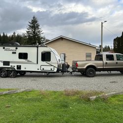 2021 Winnebago 2225 RL