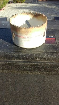 Milwaukee hole saw
