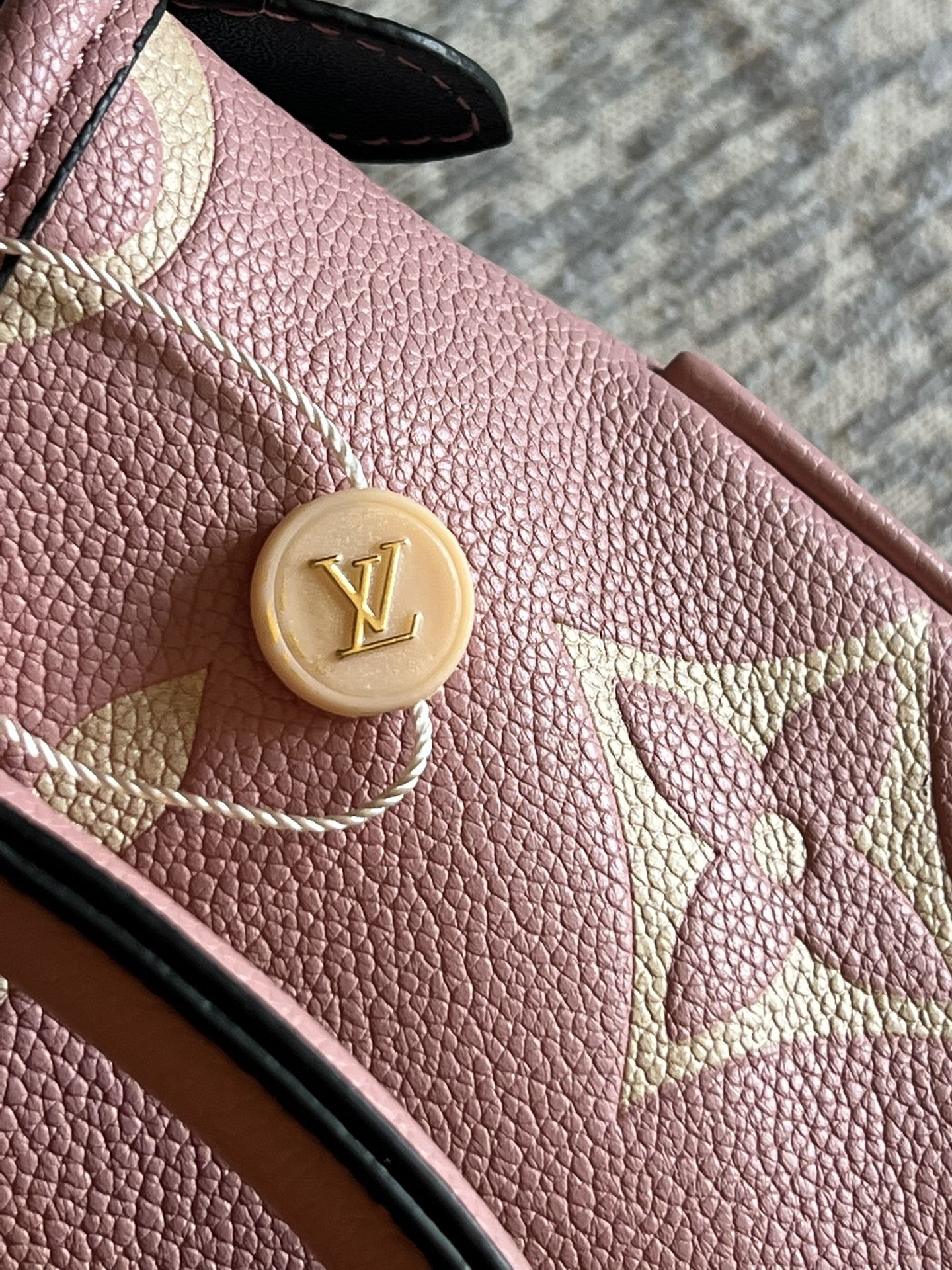 Louis Vuitton Rose and Beige Shoulder Bag