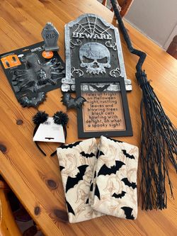 Halloween Decor Set