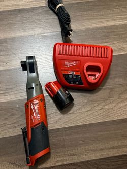 Milwaukee M12 FUEL 1/2inch Ratchet Kit