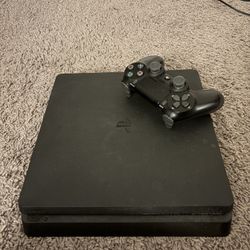 PS4 Pro – Great Condition – Works Perfectly 🎮