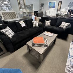 $1399 Black Sofa & Loveseat 🖤✨