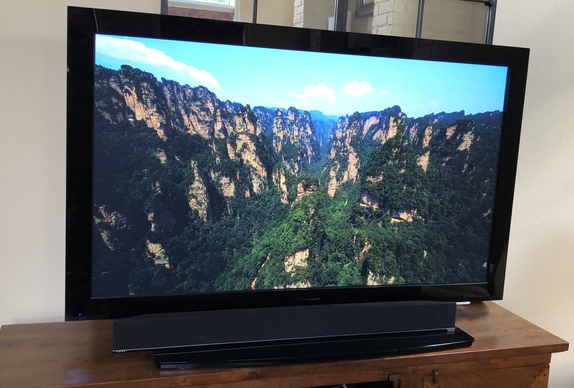 Pioneer 60” Plasma TV KRP-600M for Sale in Austin, TX - OfferUp