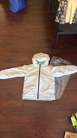 New! Kids White Zip-Up Jacket Size 5/6 $10