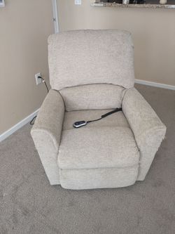 Lazyboy Jean Powerlift Recliner