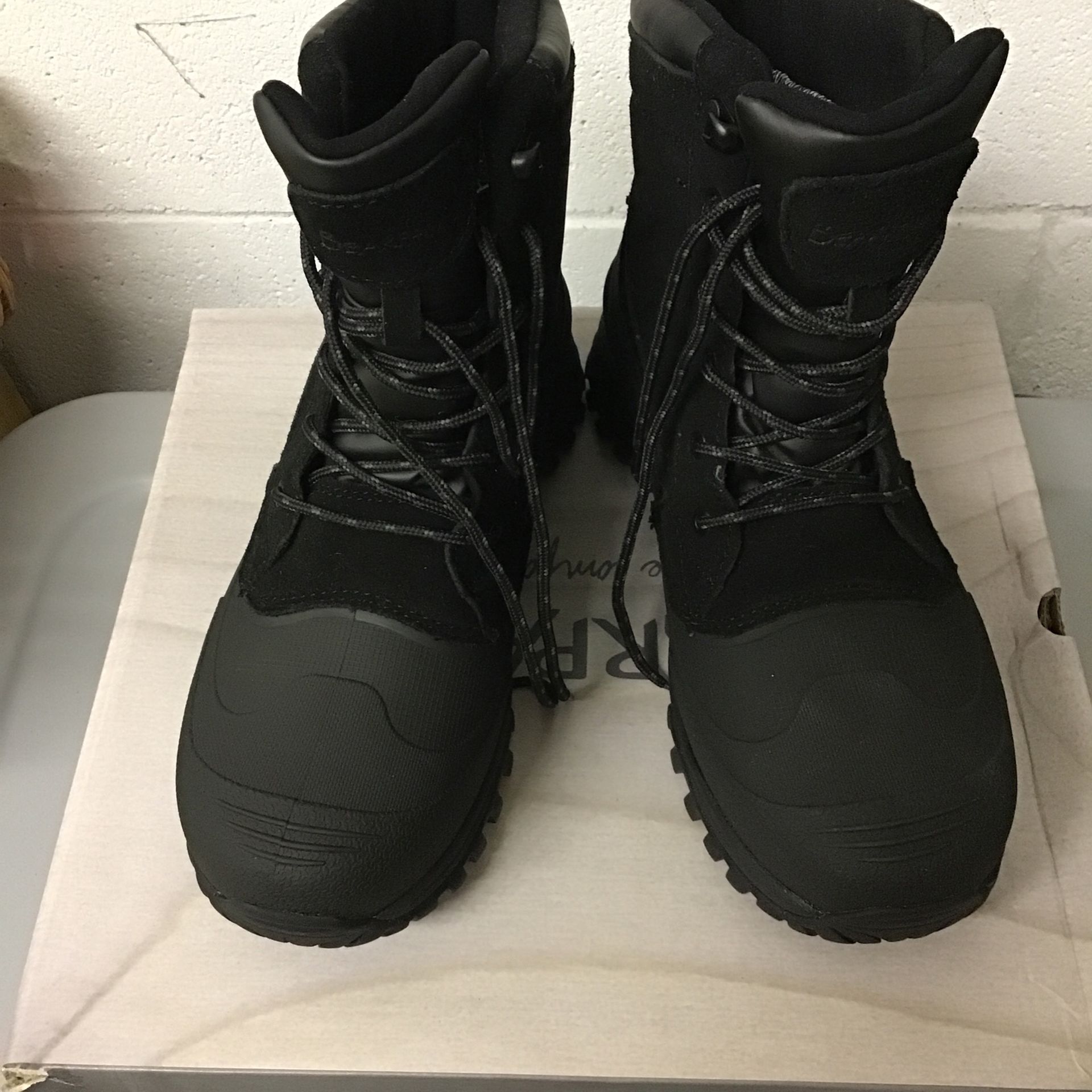 Bearpaw Men’s 10 Teton Waterproof Black Hiking Boots New