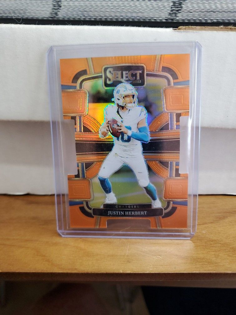 Justin Herbert ORANGE Die Cut Refractor Insert Short Print Variation SP ...