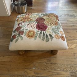 embroidered stool 