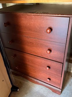 Beaten up very useful 4 drawer chest