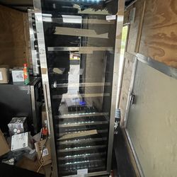 Vinotemp EL-142SDST Dual Zone Wine Cellar Cooler scratch and dent retail$3000