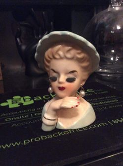 Vintage womens statue