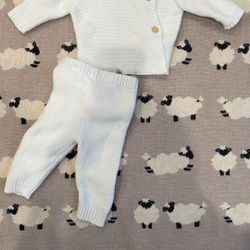 Baby White Set Great Condition Size 0-3 Months