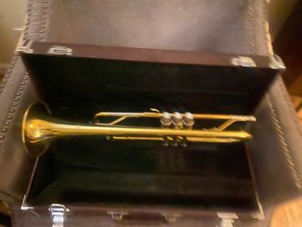 Yamaha trumpet yet 2330 model
