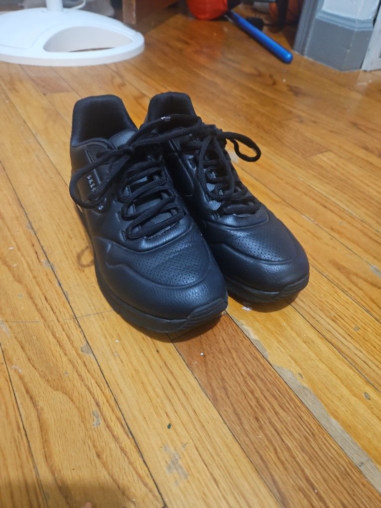 SKECHERS Uno