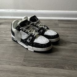 Louis Vuitton “LV Trainer” Sneaker (Size 11/no box/shipping Only) 