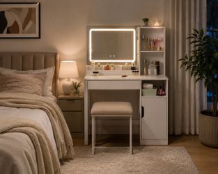 Brand New Makeup Vanity