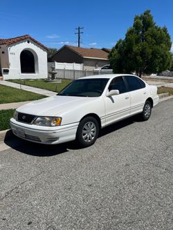 2000 Toyota Avalon