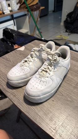 Youth 6.5 Nike air force
