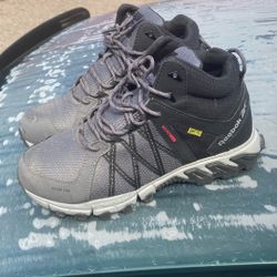 Brand New Reebok MT75 Composite Toe Workshop (size 9)