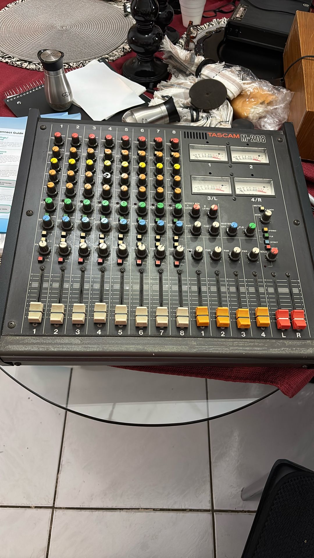Tascam M-208