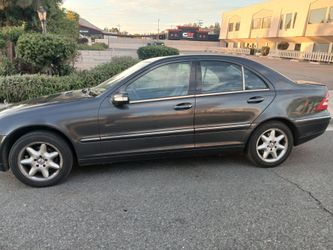 Mercedez c(contact info removed)