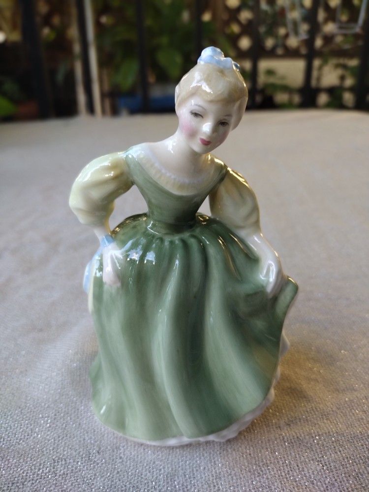 Royal Doulton 1960s Fine Maiden Lady Figurine