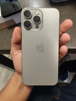 iPhone 15 pro max 256gb unlocked titanium